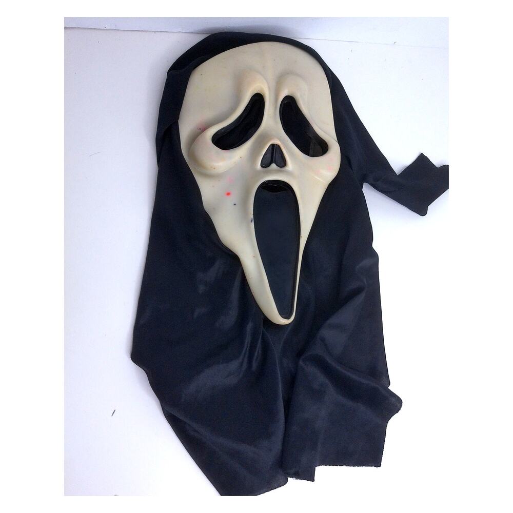 Vintage Ghostface Mask Easter Unlimited T Stamp Glo Scream Halloween Shroud Hood - Picture 6 of 6